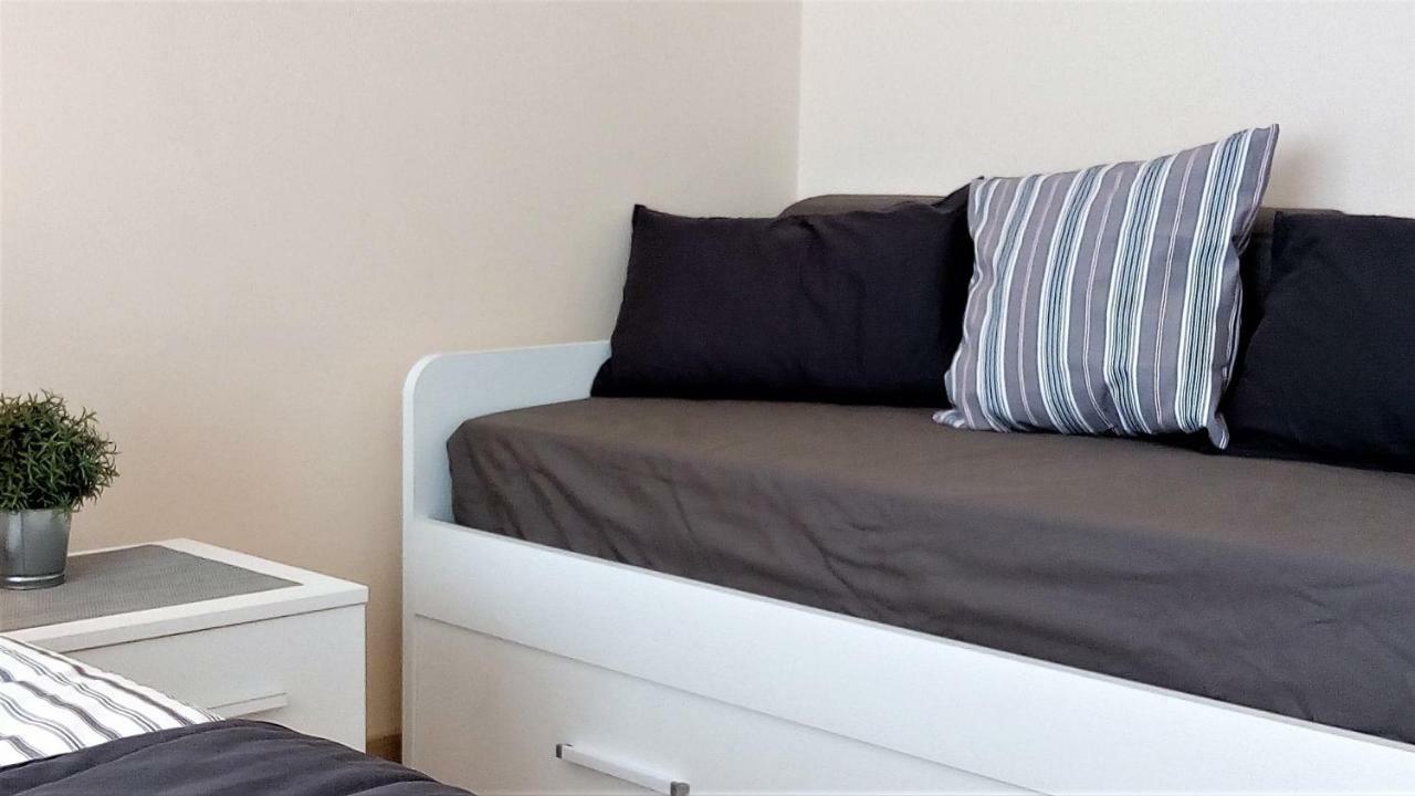 Lovely, Charming And Quiet Apartment In The Centre Air Conditioned And Free Private Garage Комо Екстер'єр фото